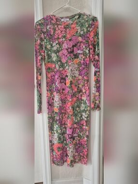 Floral Long-Sleeve Mesh Bodycon Dress. Fun!